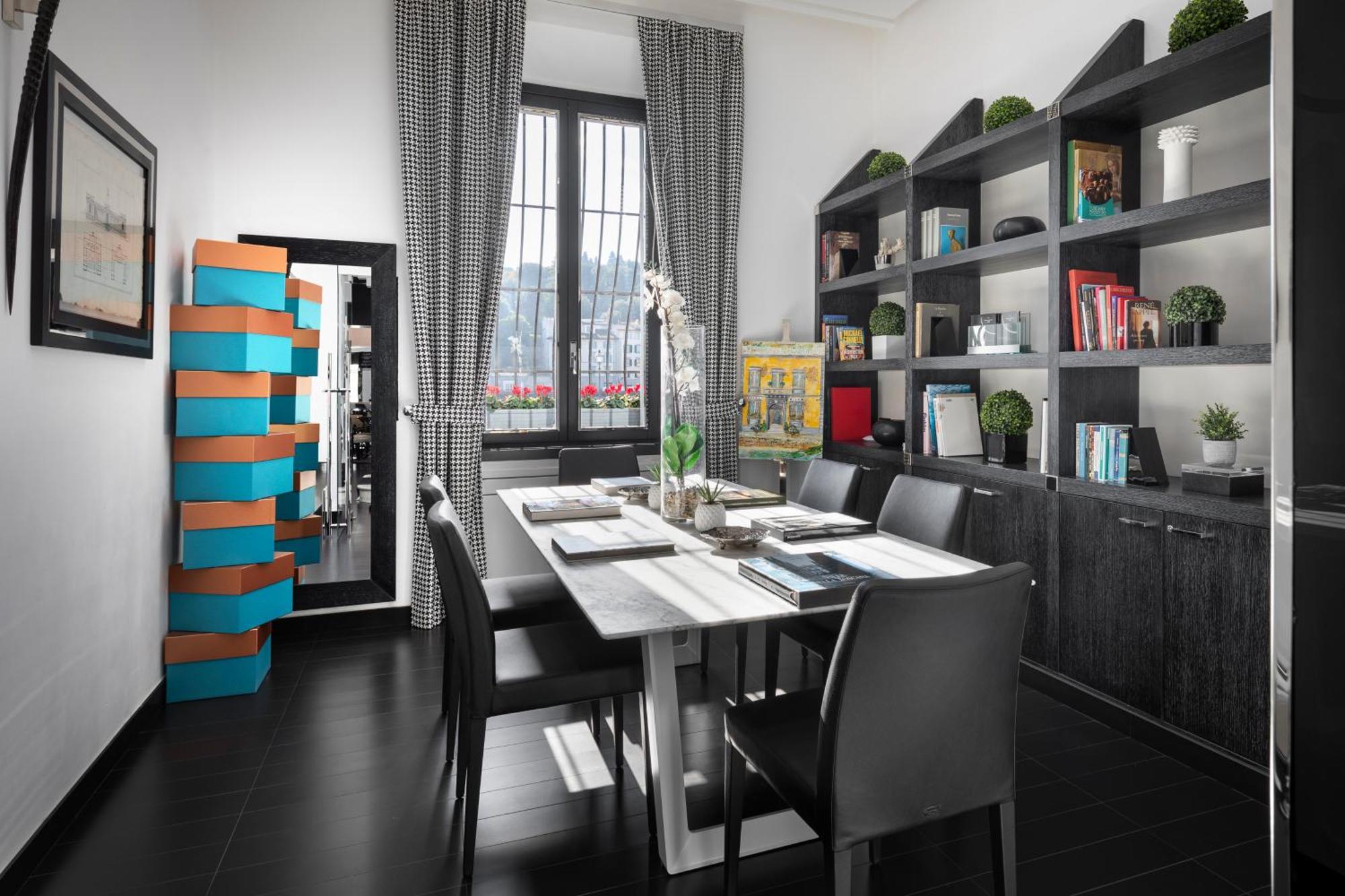 LHP Hotel River&SPA Firenze Eksteriør billede The interior of the office of the company