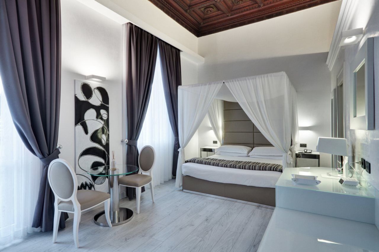 LHP Hotel River&SPA Firenze Eksteriør billede A room at the hotel