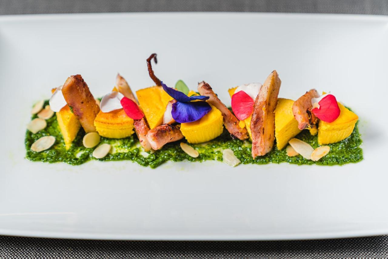 LHP Hotel River&SPA Firenze Eksteriør billede A modern Italian dish
